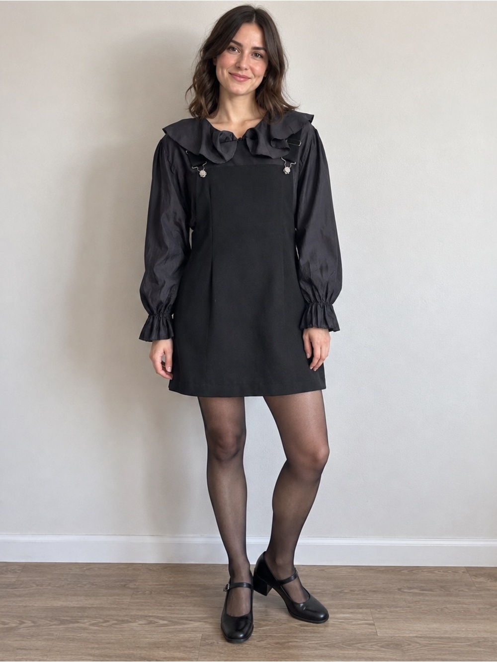 Vintage 90s Liacci Black Overall Jumper Pinafore Mini Dress Size 7 Small Grunge